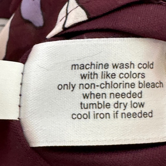 Lane Bryant Blouse Dark Floral Sheer Cranberry Plum Plus Purple Burgundy Size 18 - Picture 11 of 16